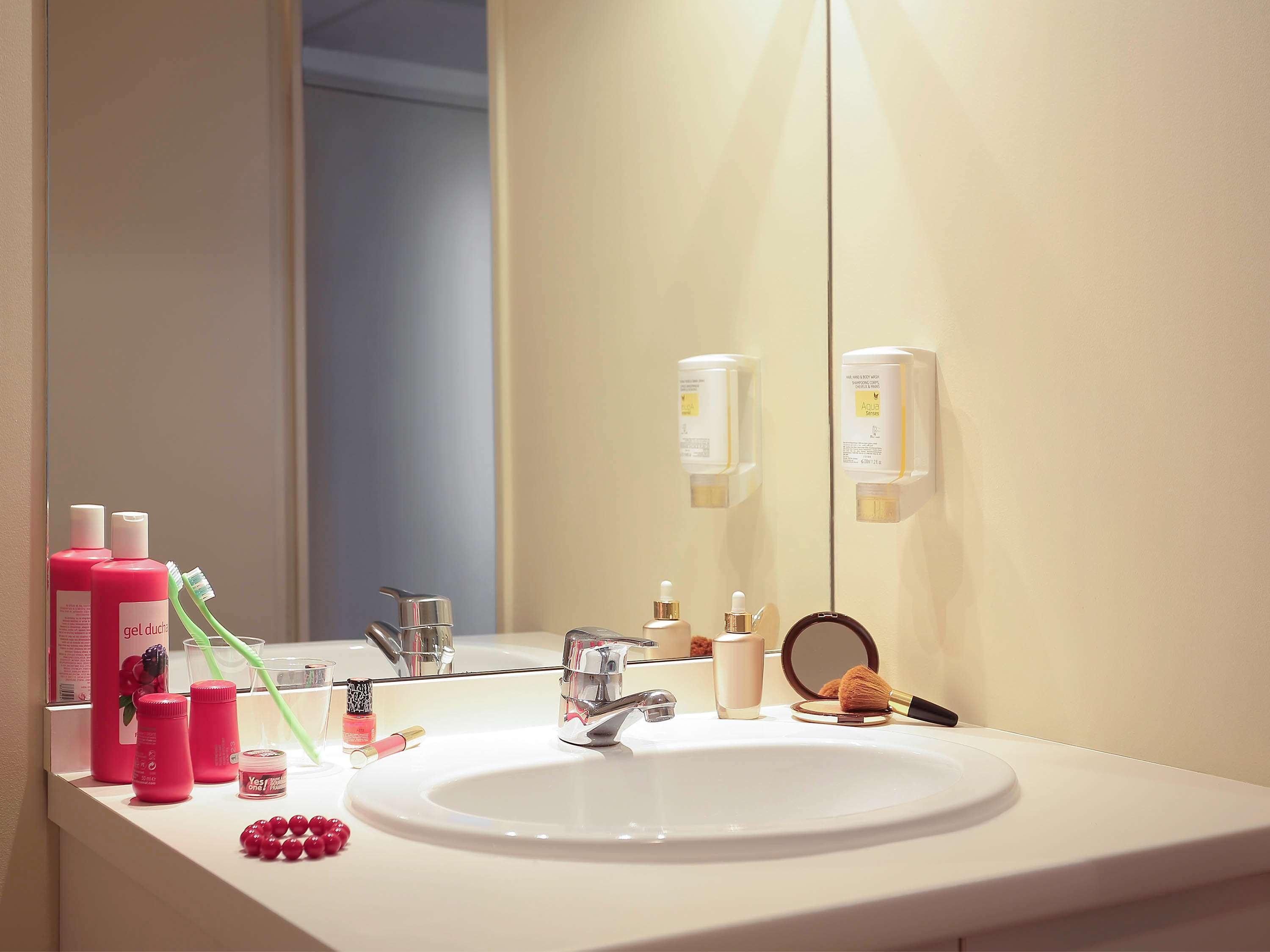 Aparthotel Adagio Access Avignon Ngoại thất bức ảnh